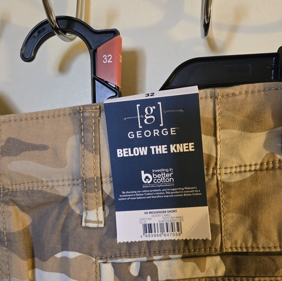 George Men's Beige Camouflage Cargo Shorts - NWT - Picture 5 of 7